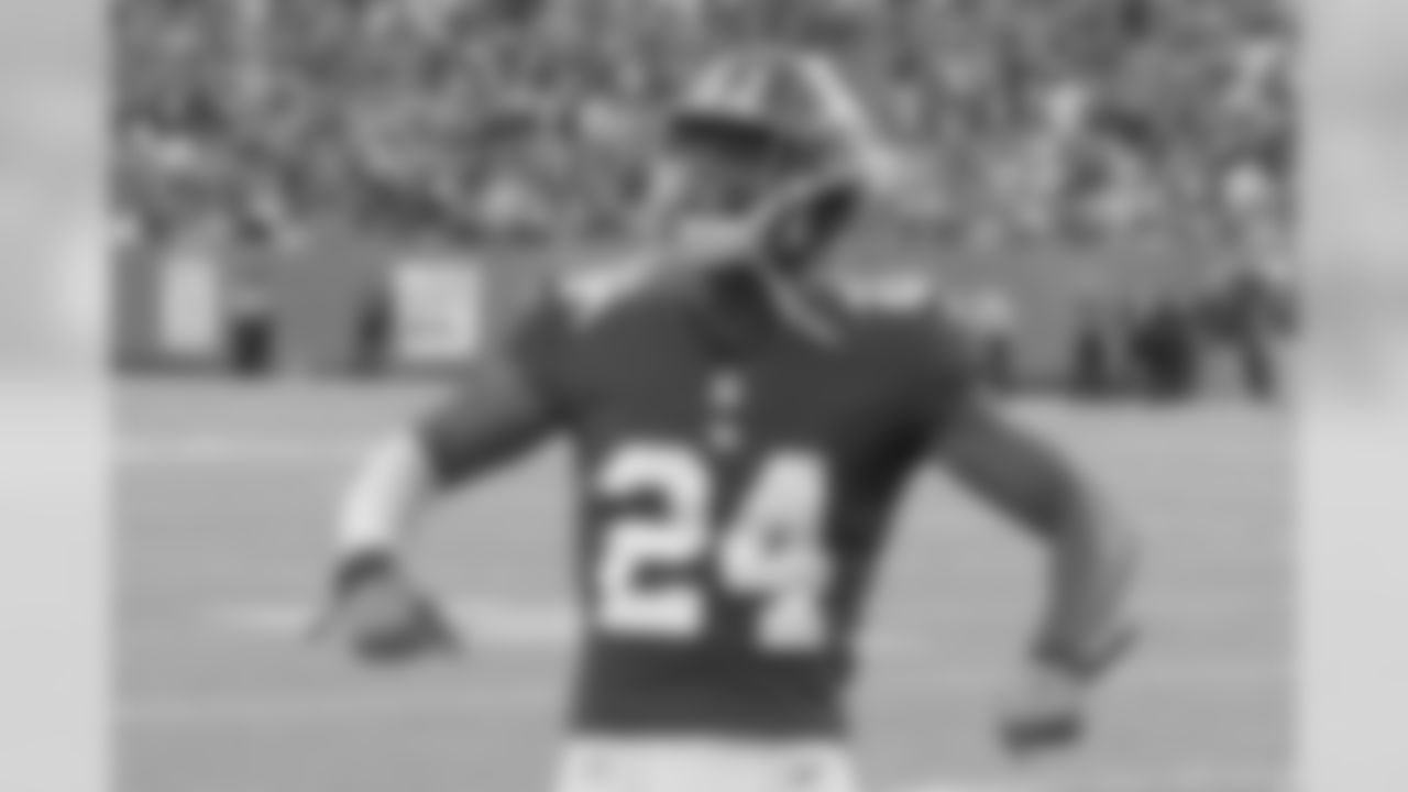 CB Eli Apple