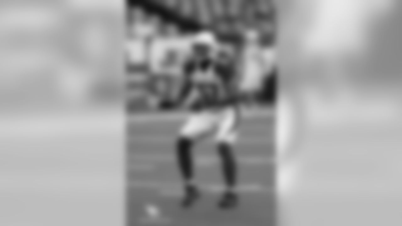 LB Josh Bynes: One sack