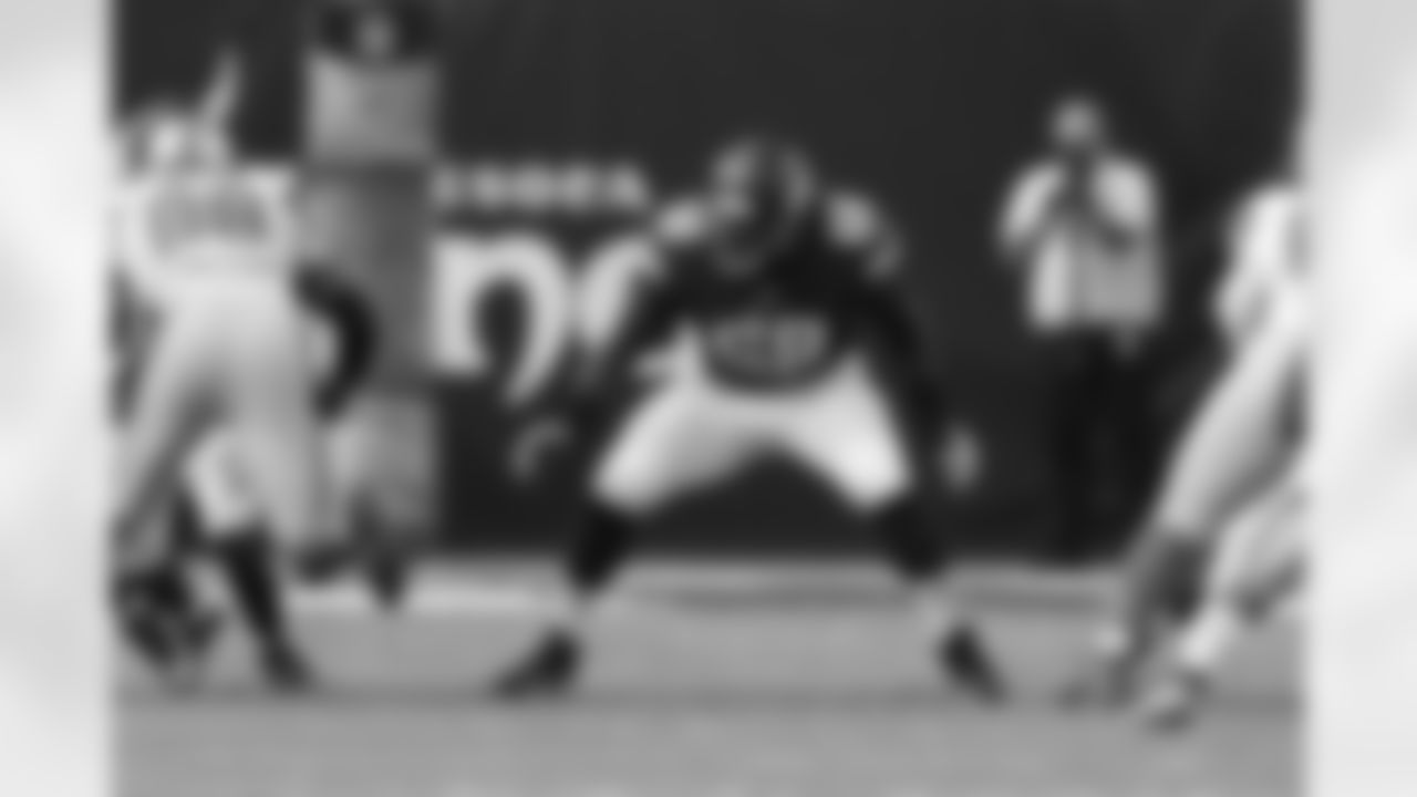 T T.J. Clemmings