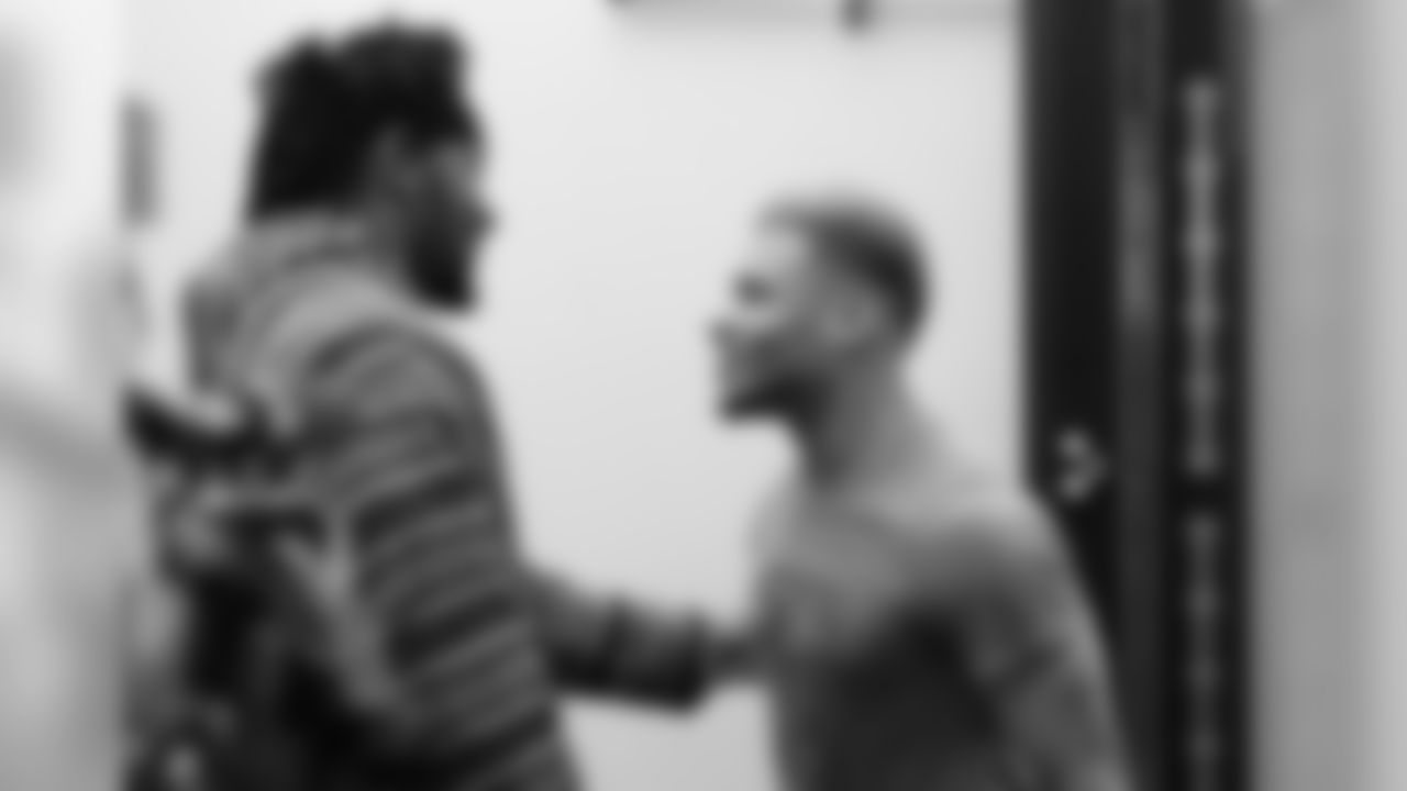 Nkemdiche talks with S Tyrann Mathieu