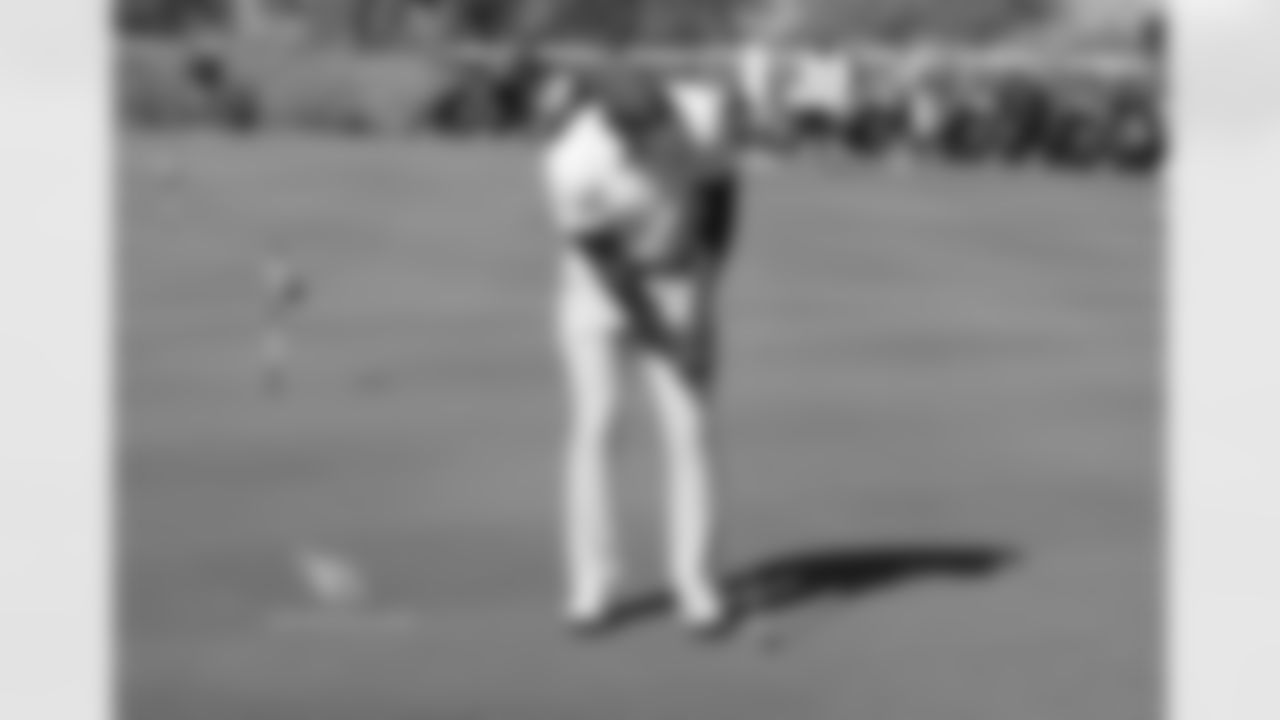 CB Patrick Peterson on the putting green