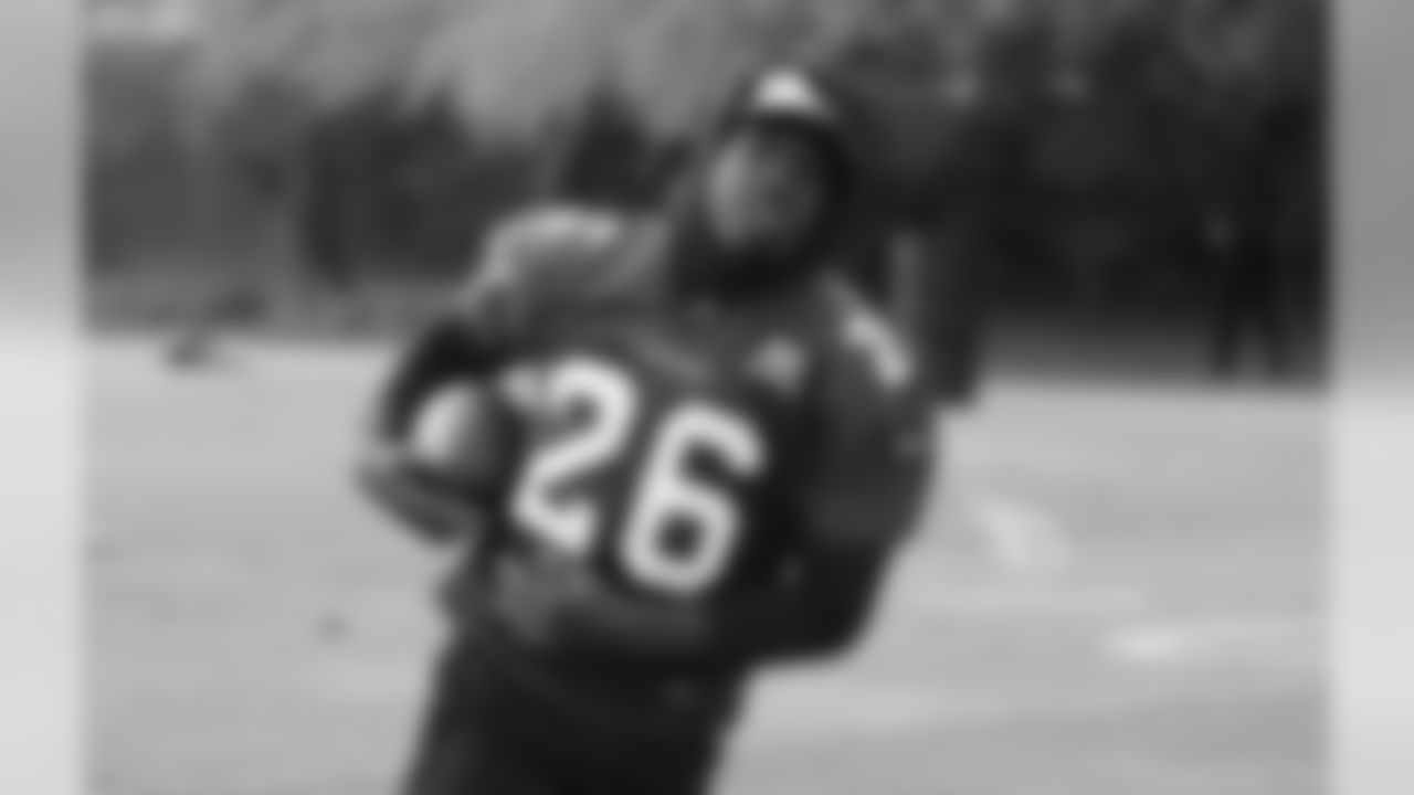 CB Brandon Williams
