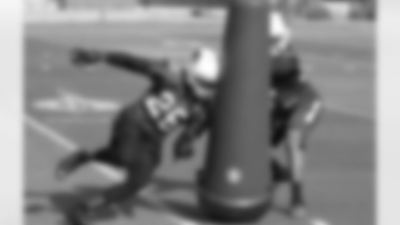 CB Brandon Williams bagwork on special teams