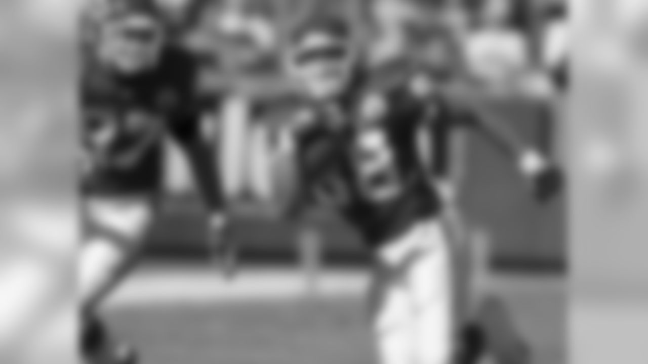 2002: TE Tony Gonzalez