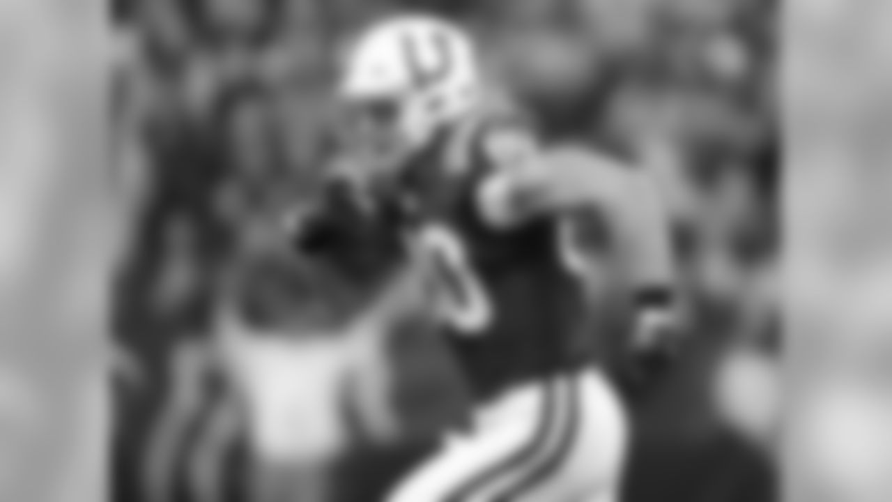 Colts TE Colby Fleener (80)
