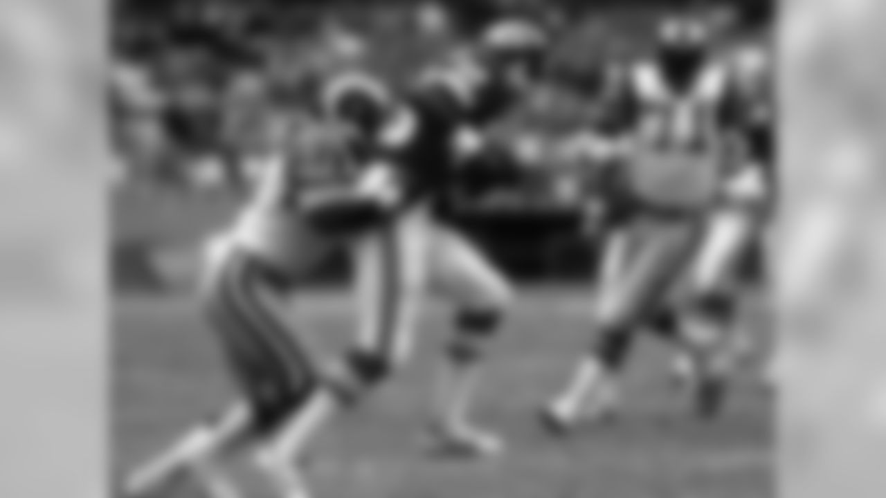 WR Henry Marshall, Missouri (1976)