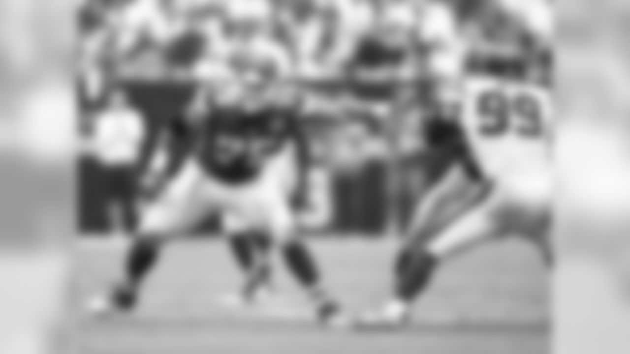 Kansas City Chiefs offensive lineman Jah Reid (75)