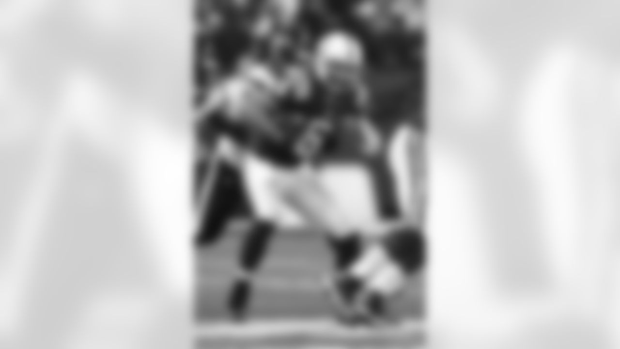 6 Whitehurst, Charlie QB
