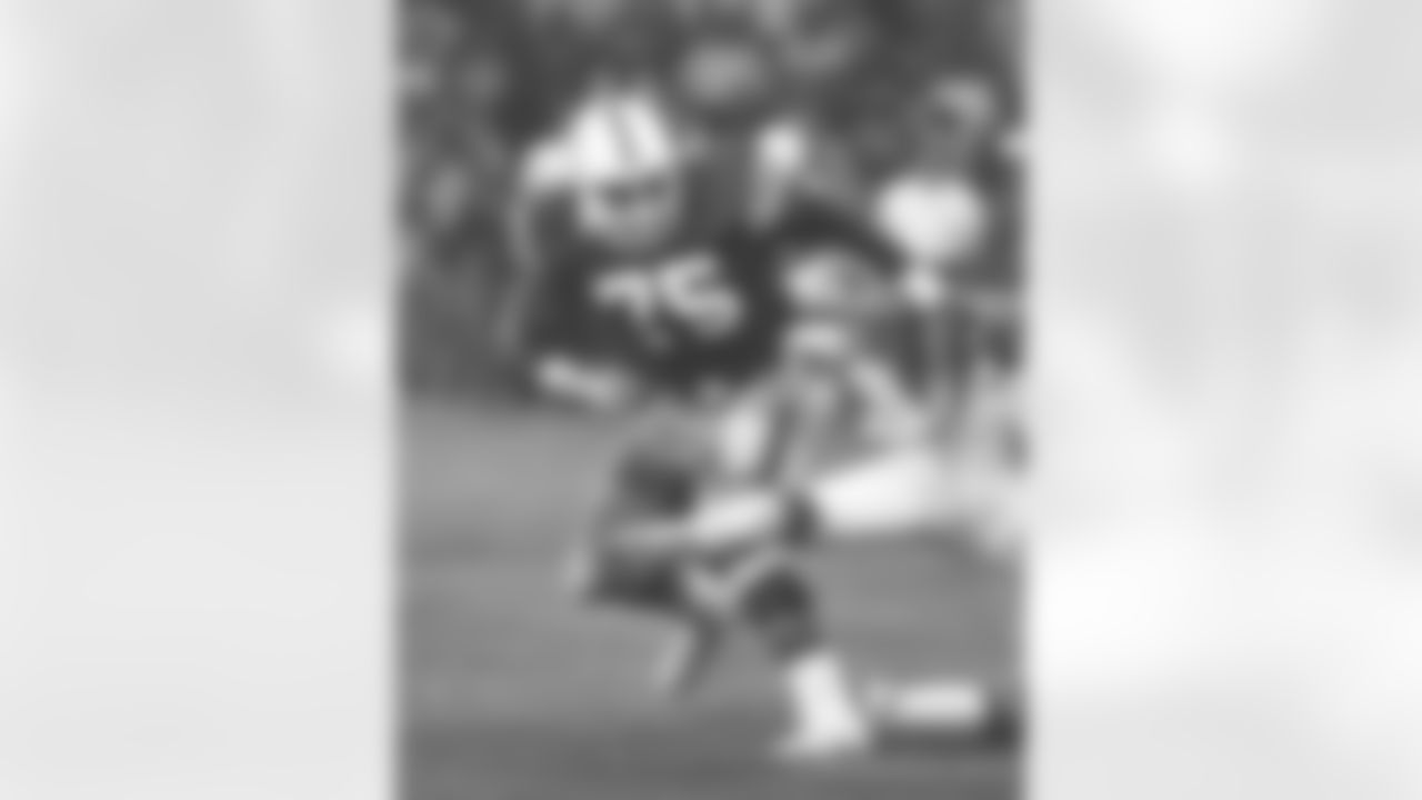 Chris Hinton (1984-1989)