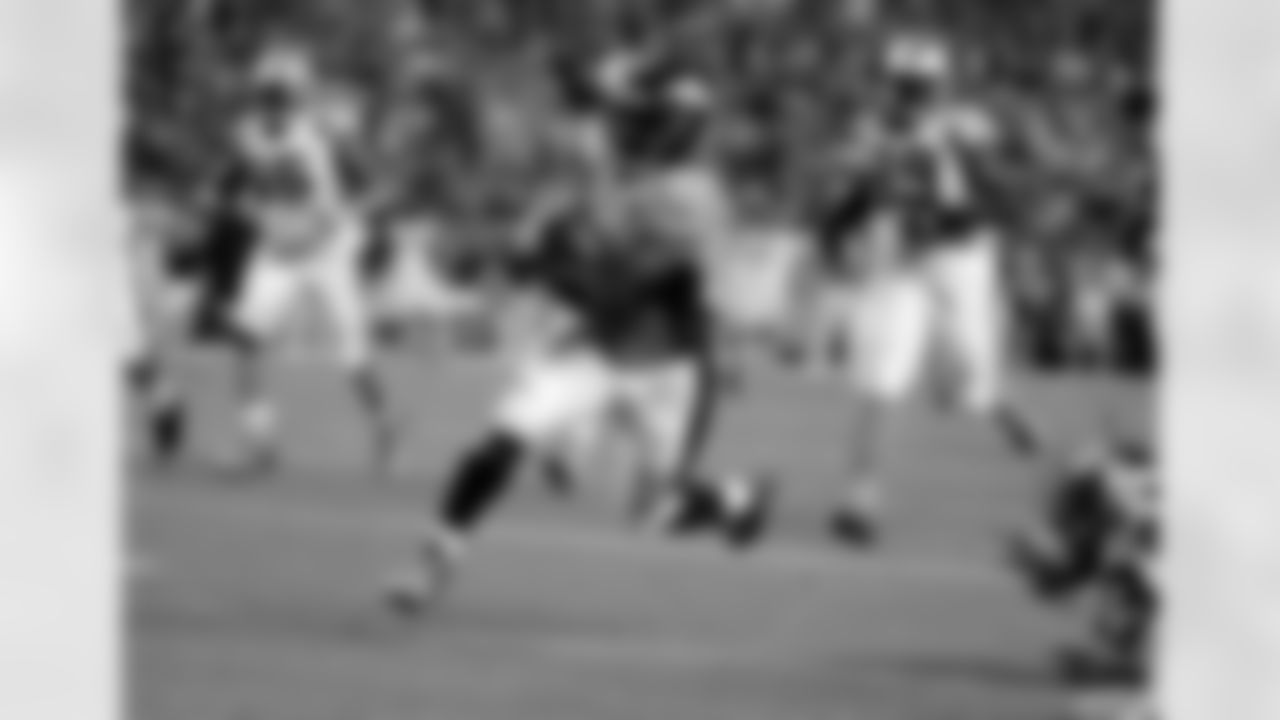 The feature back in Denver is clearly C.J. Anderson. Against the Panthers, Anderson had 92 rushing yards and 47 receiving yards, with touchdowns in the run and pass game. As the Broncos bring Siemian along, Anderson has to be a major focal point for the offense.