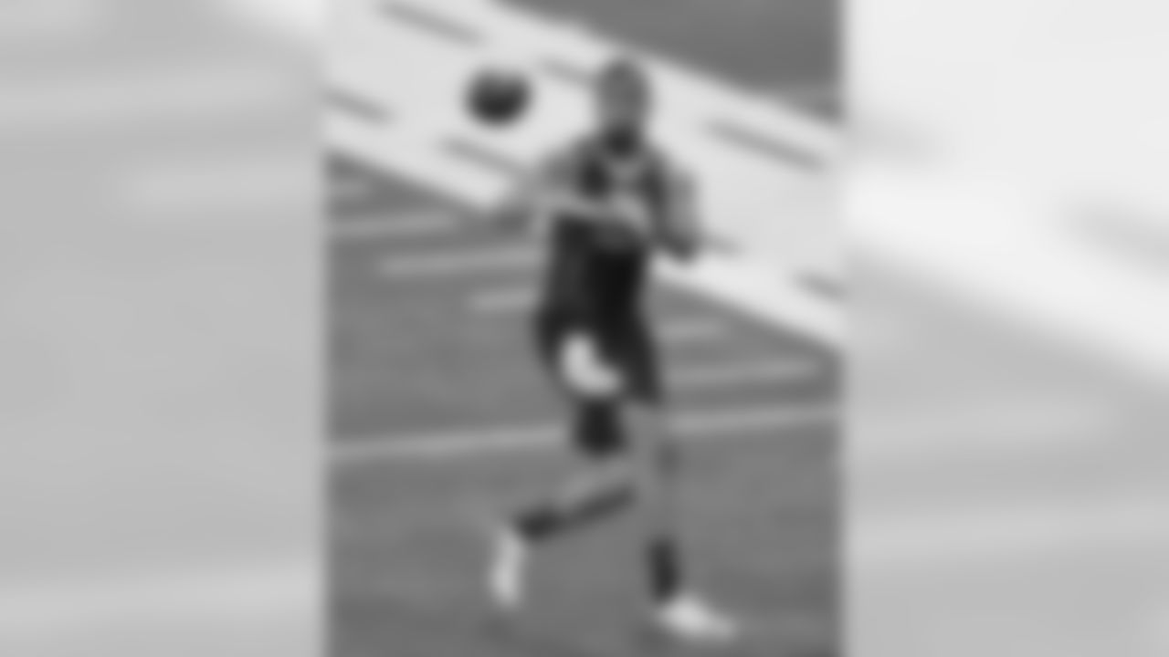 10 Moncrief, Donte WR