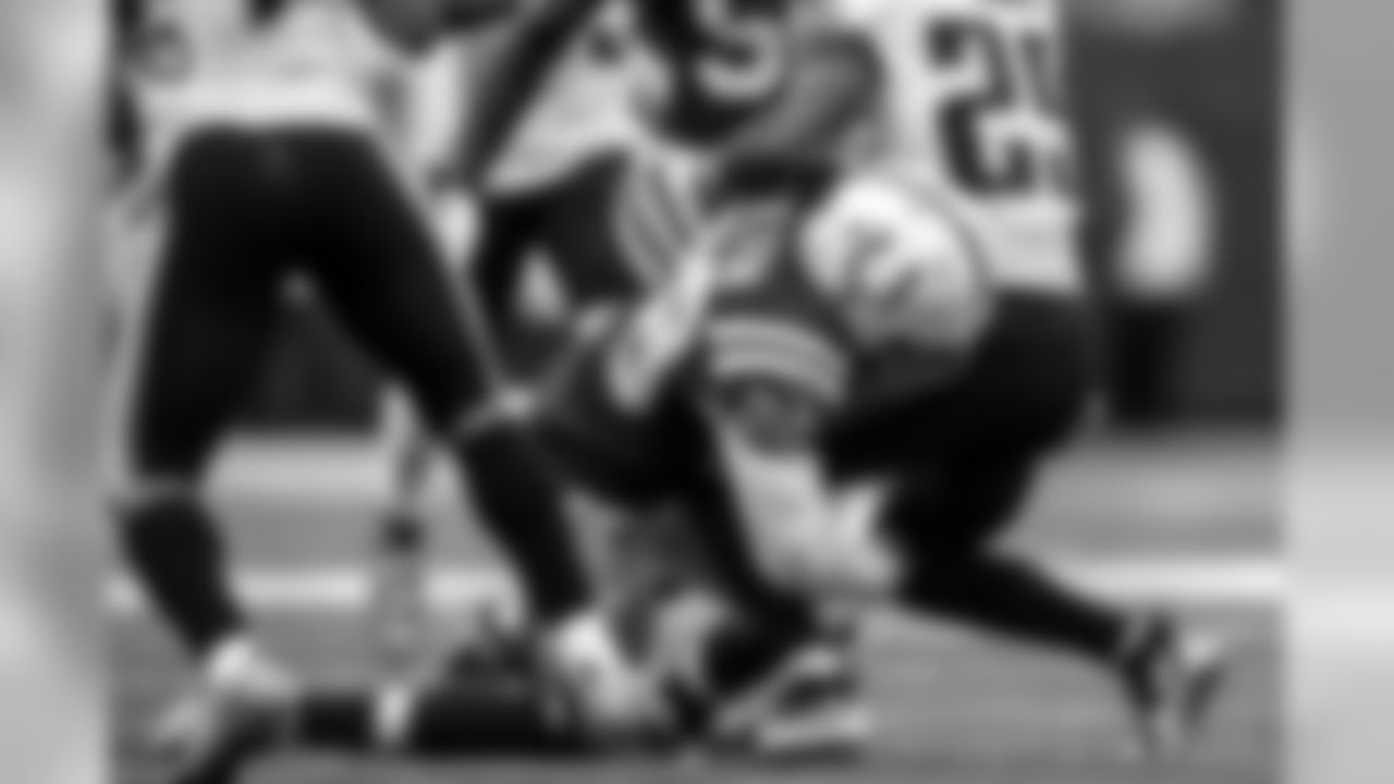 28 Milton, Chris CB 5-11 196 25 2 Georgia Tech