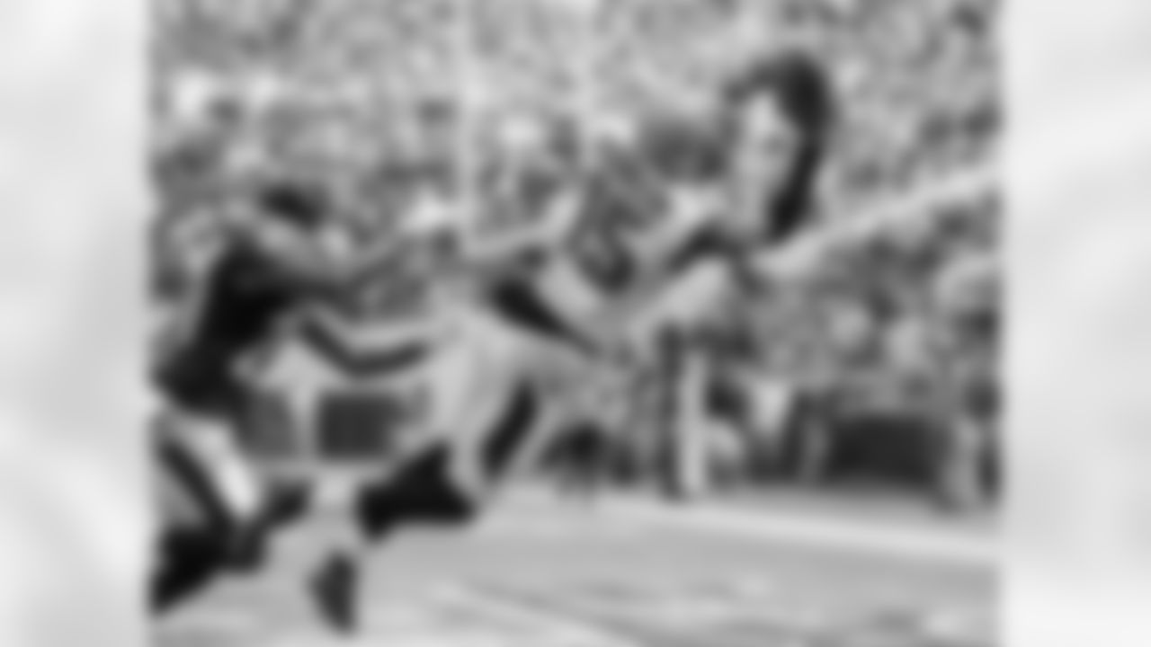 Last season, Allen Robinson was a deserved Pro Bowl selection. Things have been a little slower for Robinson in 2016, but he have a nice two-touchdown outing in a narrow loss to the Ravens last weekend. It will be interesting to see how the Colts choose to defend Jacksonville this weekend with a cornerback group expected to have Vontae Davis, Antonio Cromartie and Patrick Robinson.