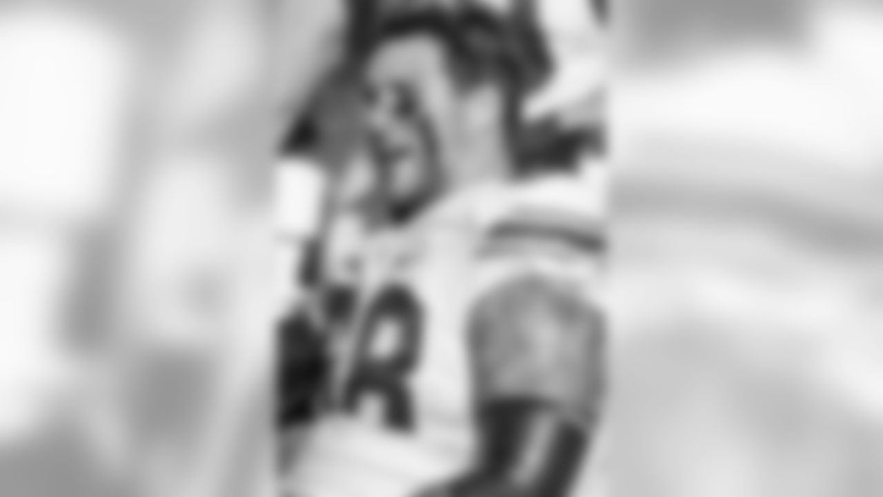 68 Decker, Taylor OL 6-8 315 SR Vandalia, Ohio