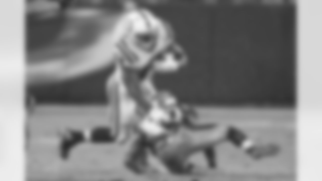 44 Bradshaw, Ahmad RB