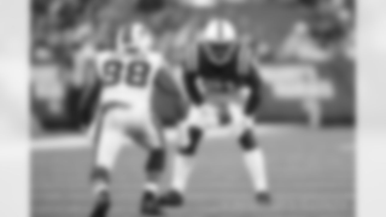 We haven't seen it in more than a month. Is the Vontae Davis shadow coming on Thursday night? On paper, such a move certainly makes sense. Pittsburgh receiver Antonio Brown is one of the NFL's ultimate playmaker. Brown moves around formations a lot so that could impact how much of a shadow role the Colts potentially use with Davis.