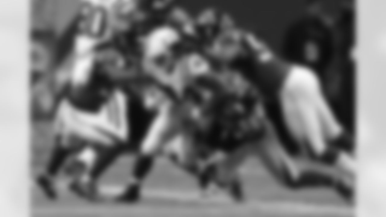 44 Bradshaw, Ahmad RB