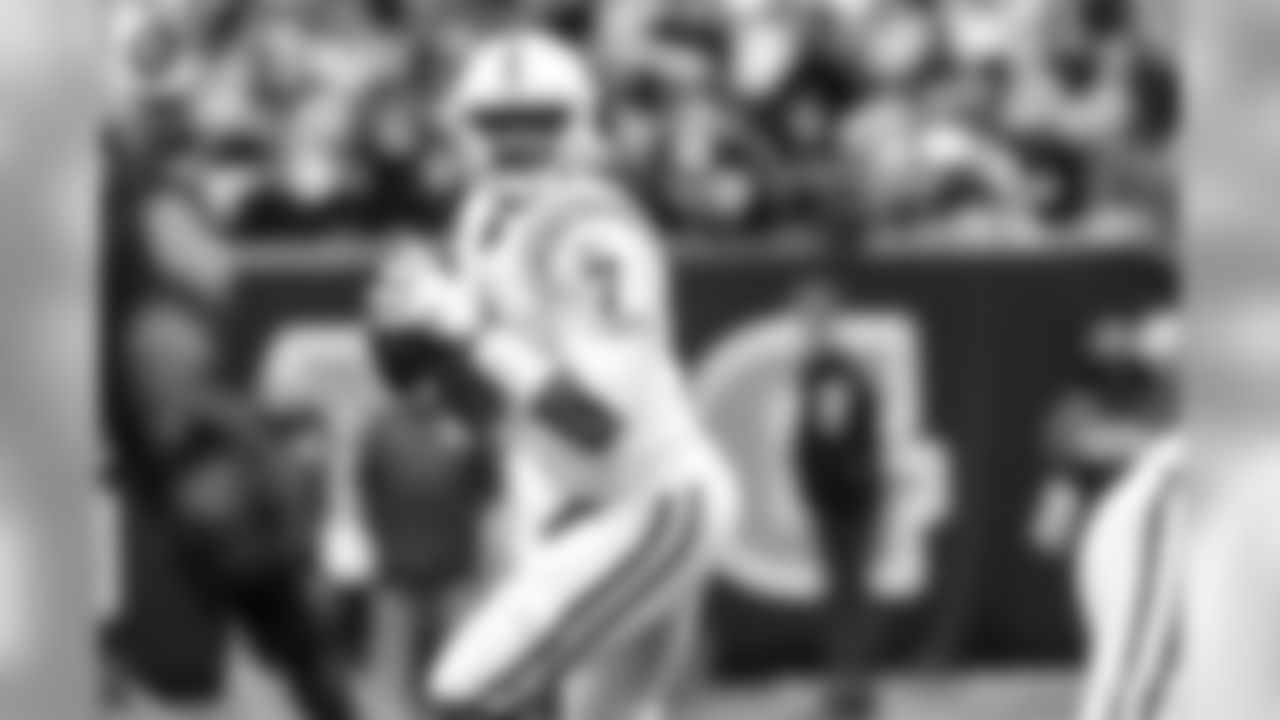 7 Brissett, Jacoby QB 6-4 235 25 2 North Carolina State