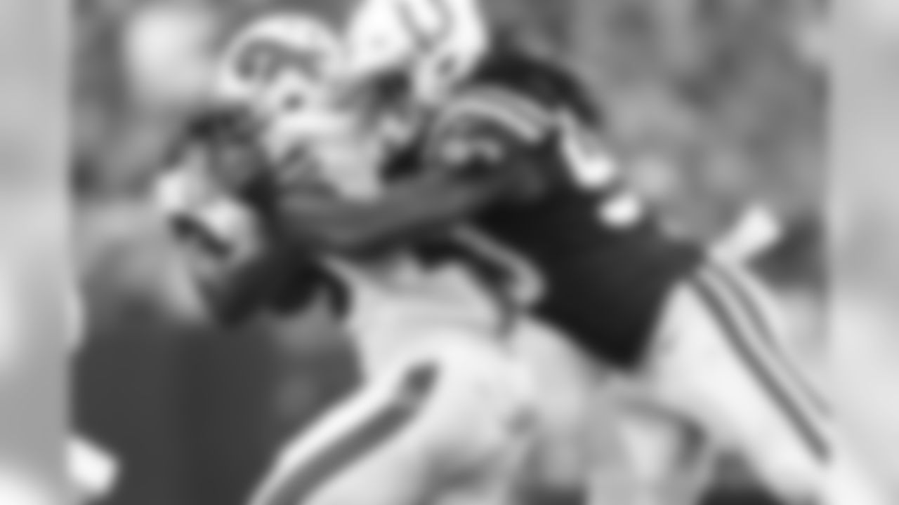 LB - Erik Walden (IND)