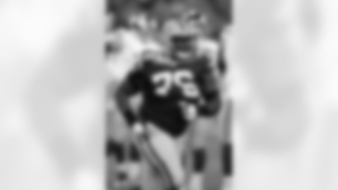 Mike Daniels is the representative for one of the best defensive fronts in football. The Packers might just be the best run defense/pass rushing combo in the NFL this season. They have the usual suspects coming off the edge with some more underrated guys in the interior.