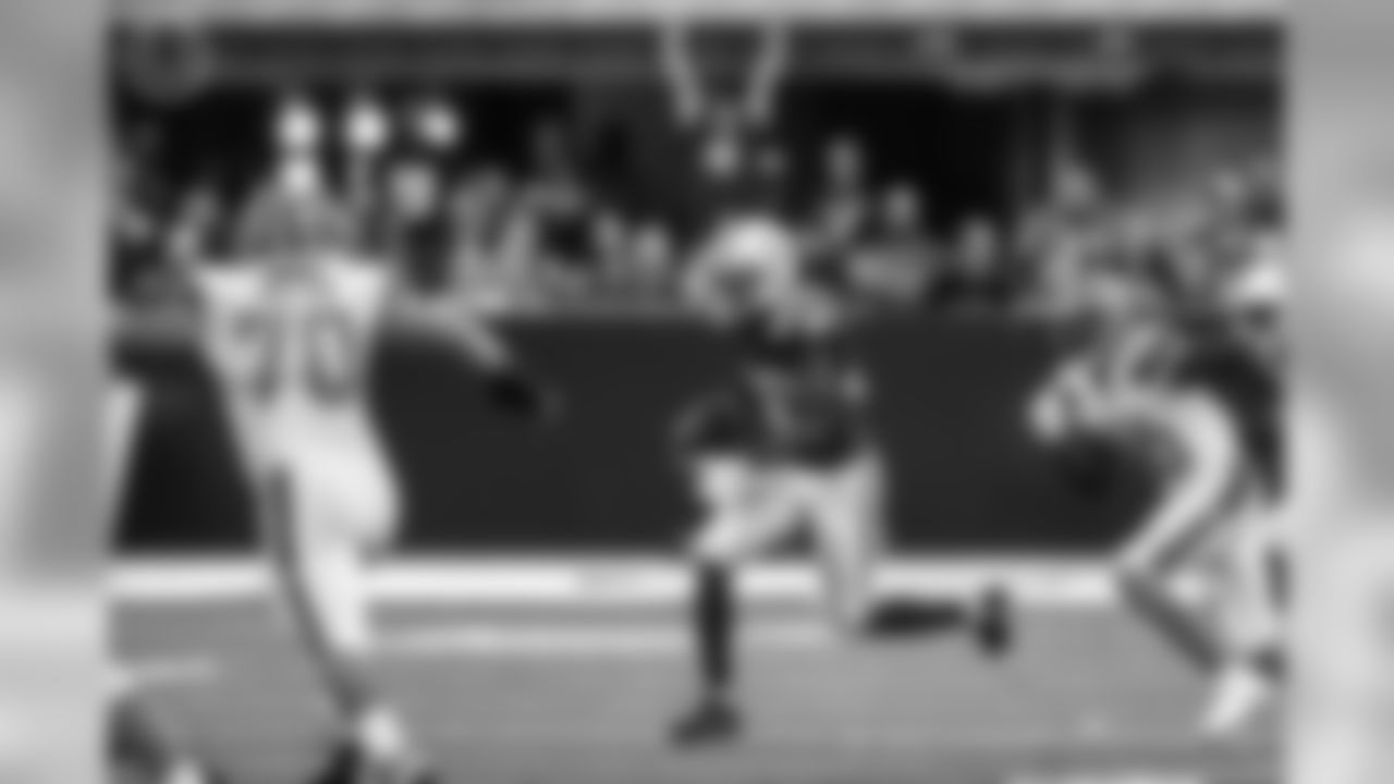 30 Melvin, Rashaan CB 6-2 196 28 5 Northern Illinois