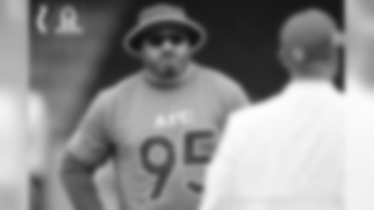 95 Kyle Williams Bills DT
