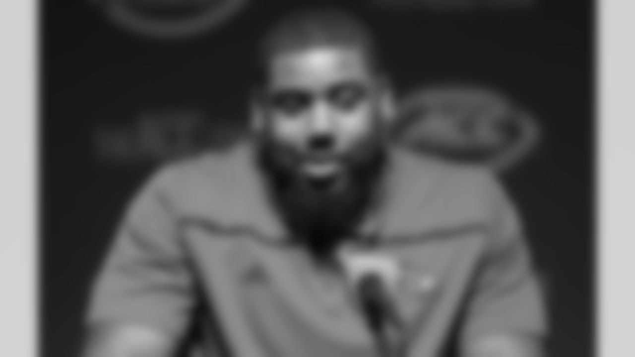 Sheldon Rankins 98 DE 6' 2" 287