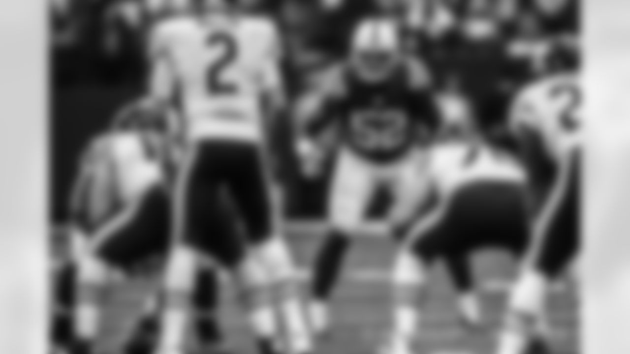 In the first game since Sio Moore's departure, we saw D'Qwell Jackson work alongside mostly Josh McNary, until a stinger injury took McNary off the field. Jackson and the defense will have to deal with speedy running back Lamar Miller this weekend. Indy's run defense has struggled the past couple of weeks.