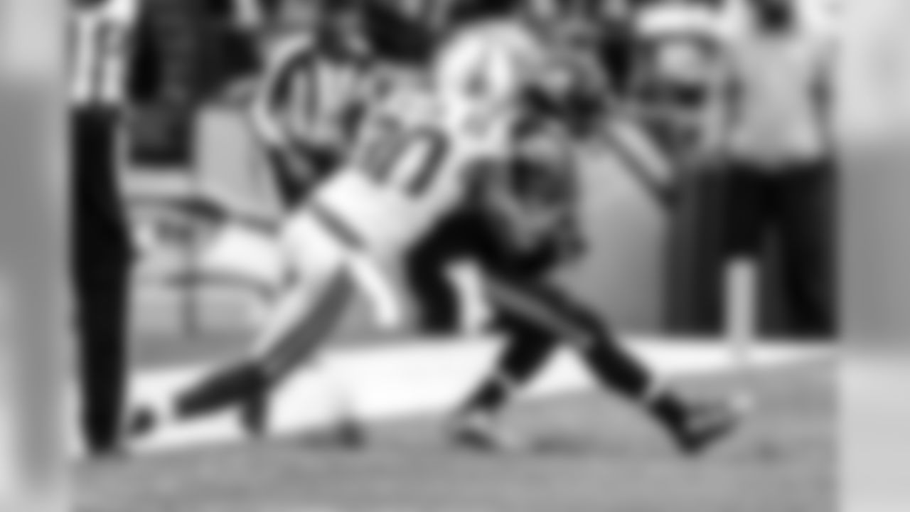 30 Melvin, Rashaan CB 6-2 196 28 5 Northern Illinois