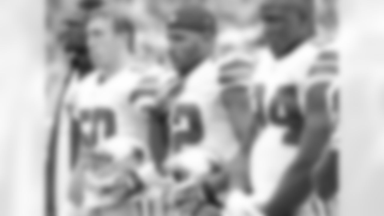 Backup TE – Again, there's not a whole lot of drama when it comes to the starting spot. Jason Witten remains a remarkably steady constant in the starting lineup – as he has for more than a decade. There are plenty of questions behind him, though. The Cowboys like Geoff Swaim and James Hanna, but both players have dealt with injury issues. Then, of course, there is Rico Gathers, who has reportedly made plenty of progress after spending his rookie year on the practice squad. It will be interesting to see exactly how the pecking order behind Witten shakes out.