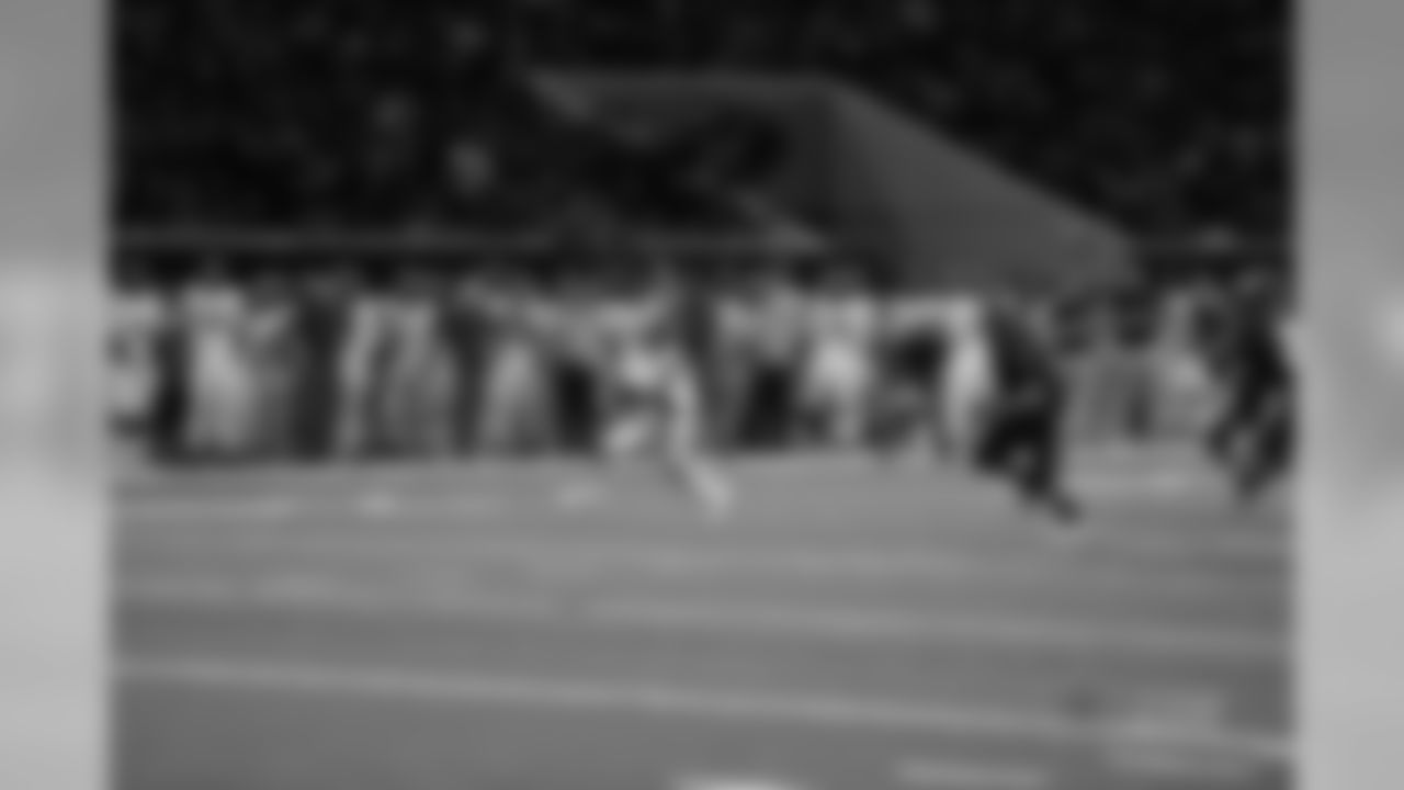 the_star_kickoff_jj0972.jpg