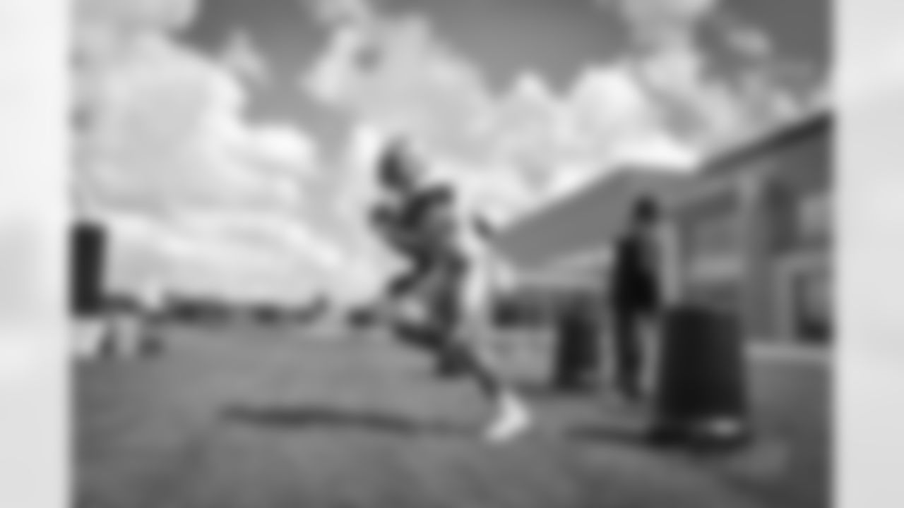 20160914_dal_september_14th_practice_jj1586.jpg