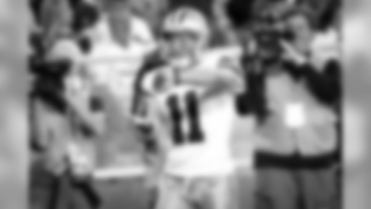 20161016_dal_vs_gb_cole_beasley_jj1648.jpg