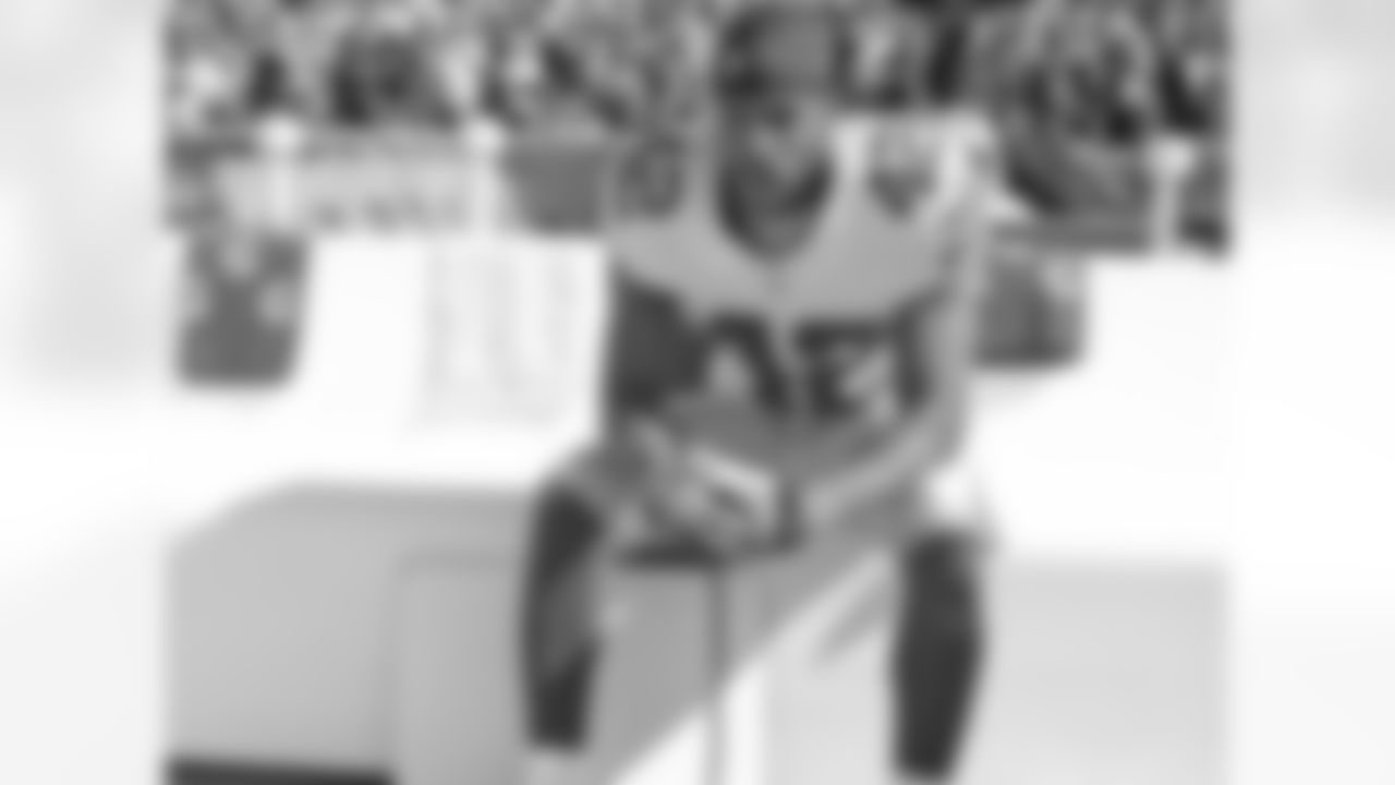 Middle Linebacker – If, and it's a big if apparently, Jaylon Smith can get fully healthy, then he will be the middle linebacker. But the Cowboys need a fallback plan and that should include Anthony Hitchens and perhaps Damien Wilson into the mix. The Cowboys have their fingers crossed about Smith but Hitchens is more than capable to start if needed.