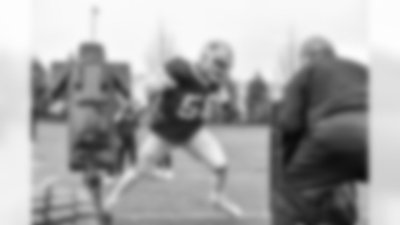 20161207_practice_selects_jj11125.jpg