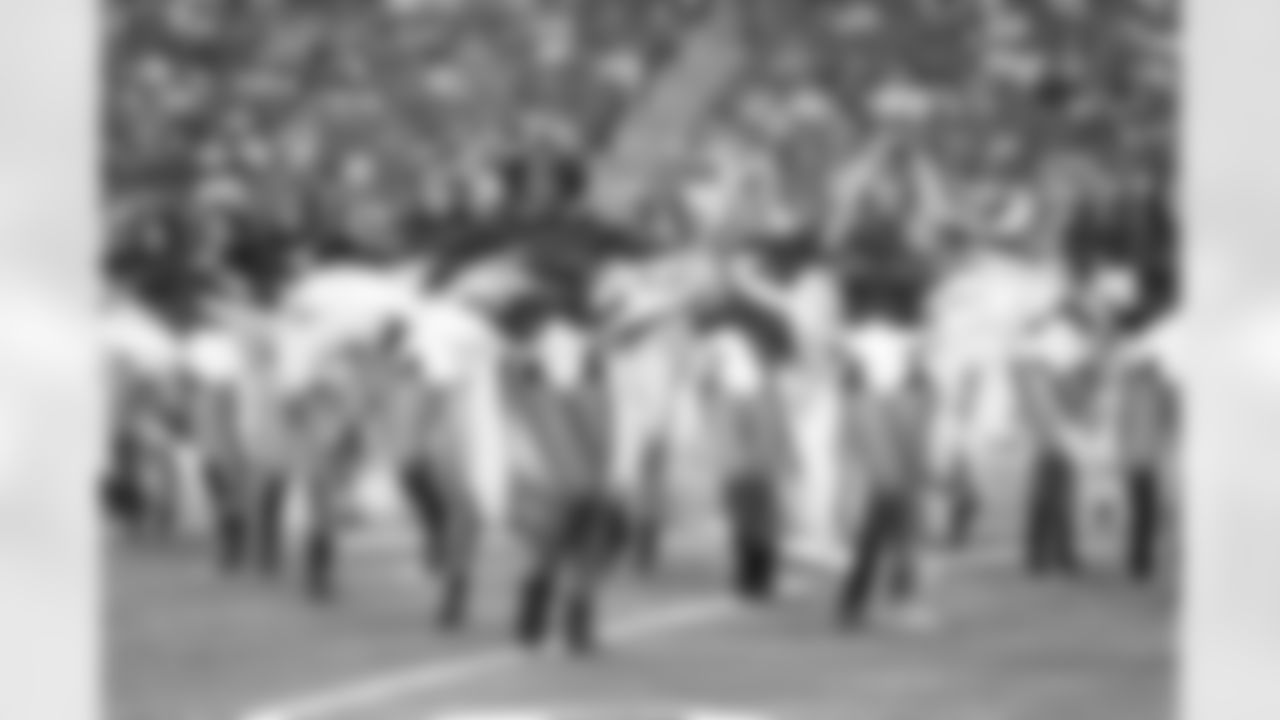 20141027_dal_cheers_halloween042.jpg