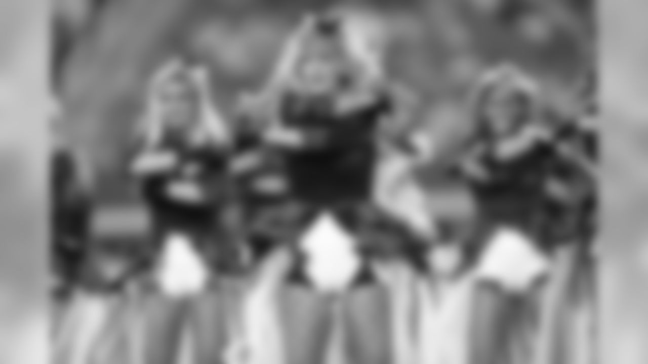20141027_dal_cheers_halloween059.jpg