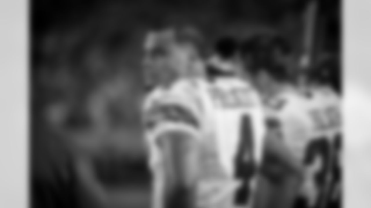 20161114_dal_vs_pit_dak_prescott_selects_jj2102.jpg