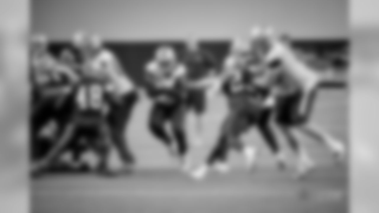 20180821_Training Camp_Rod Smith_Selects_JJ_018524