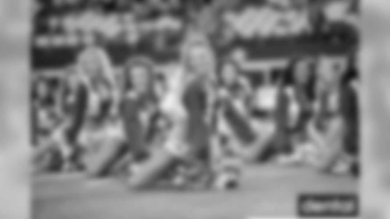 20171130_cheers_selects_jj61663.jpg