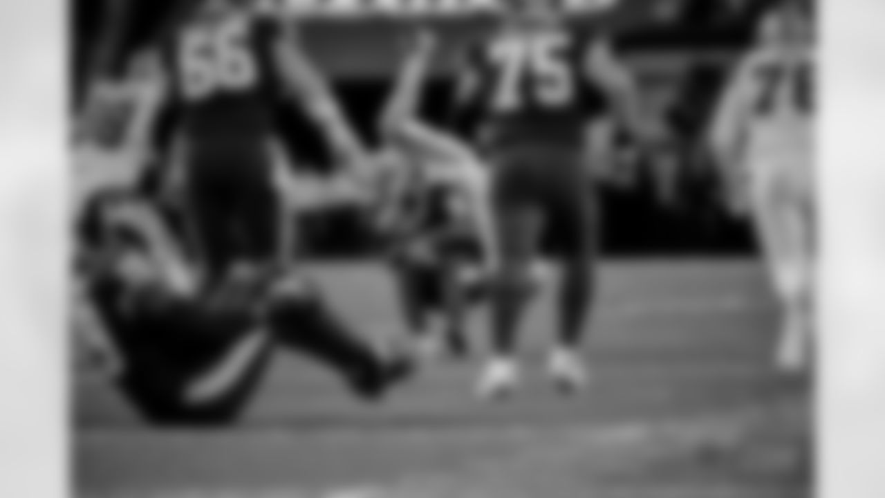 20171130_anthony_hitchens_selects_jj61957.jpg