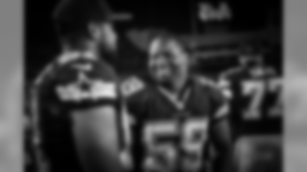 2016_cowboys_anthony_hitchens_selects_jj1107.jpg