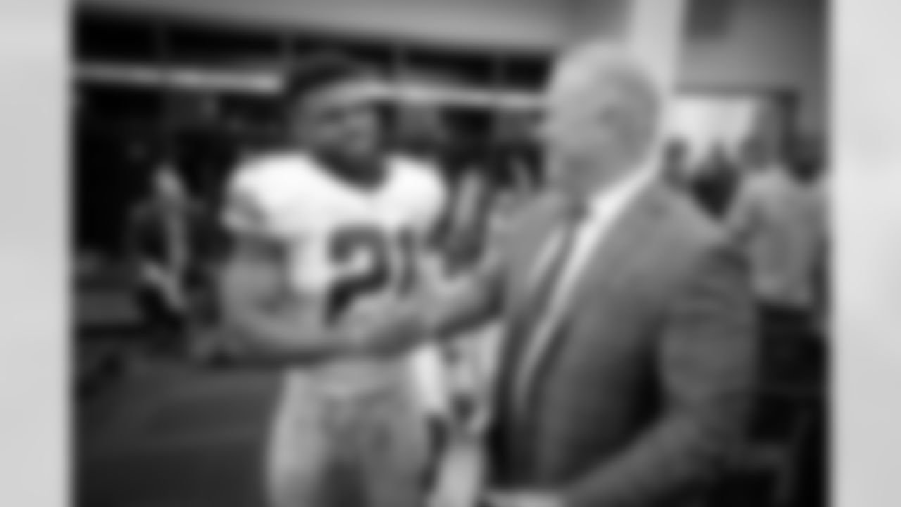20161120_bal_dal_quickies285.jpg