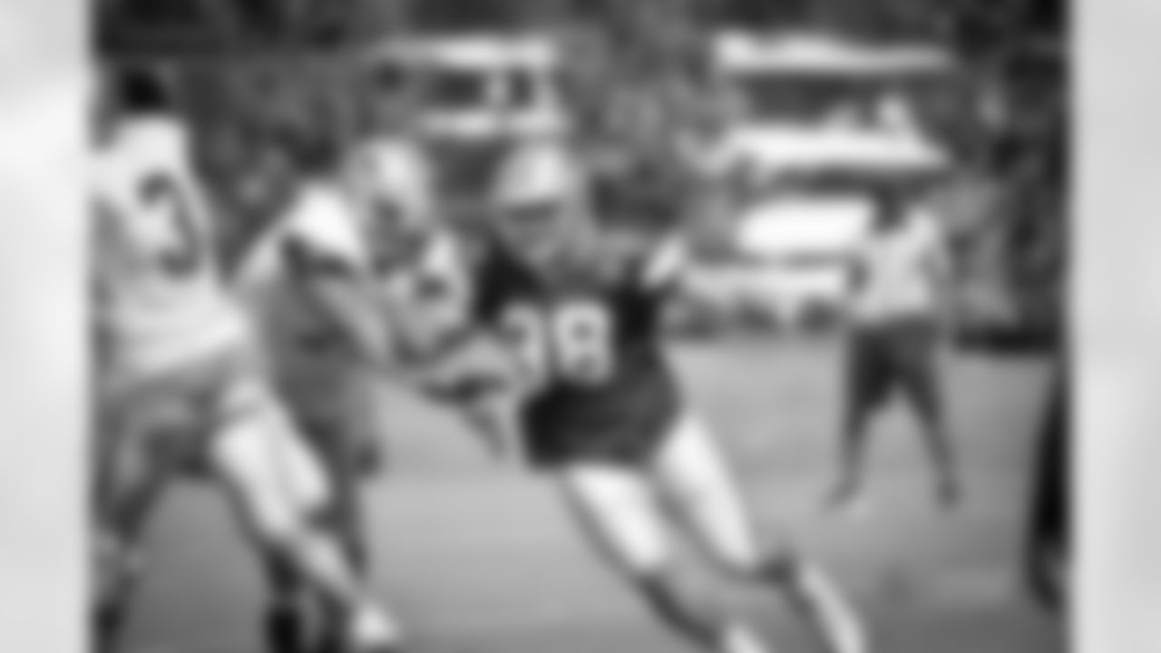 20160921_practice_tyrone_crawford_selects_jj0194.jpg
