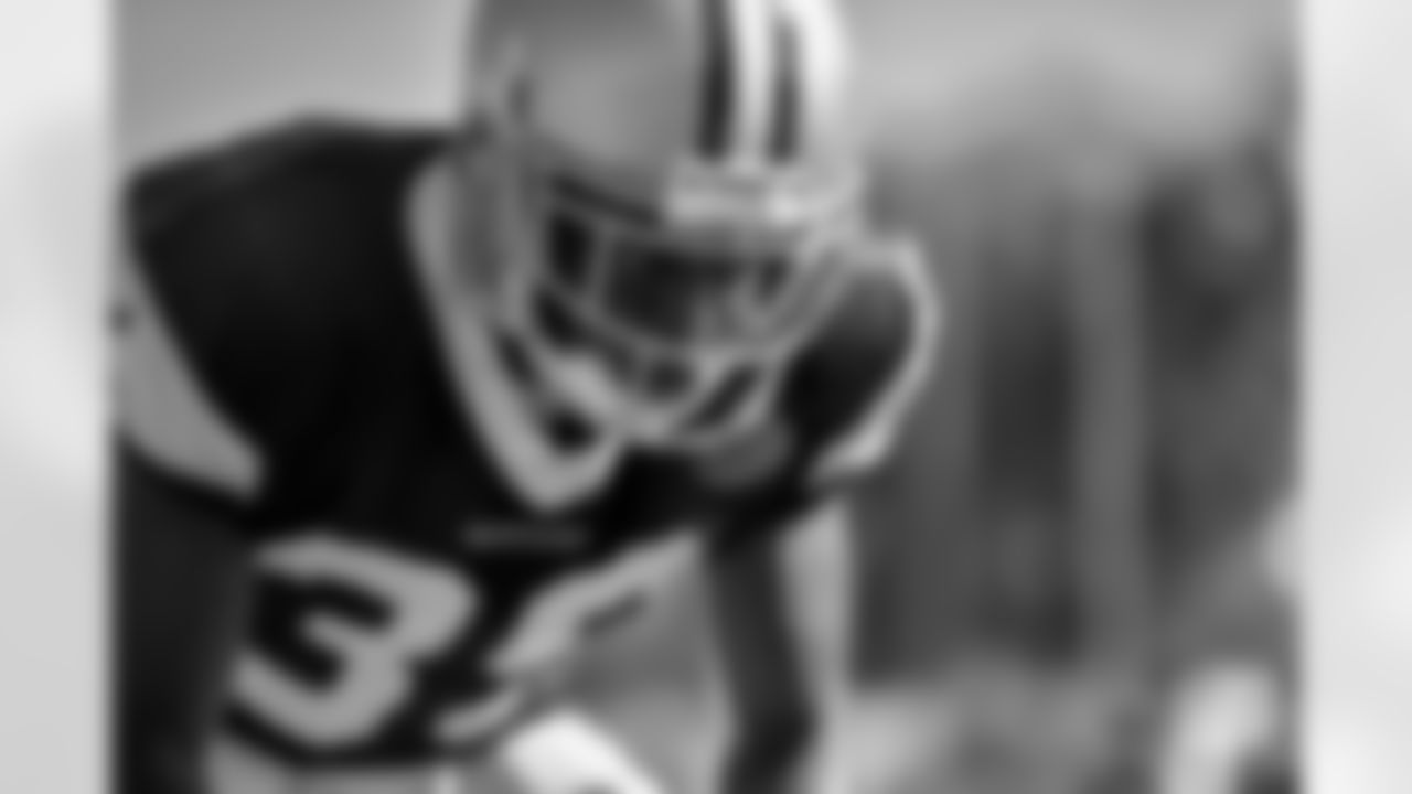 20170815_dal_marquez_white_selects_jj30947.jpg