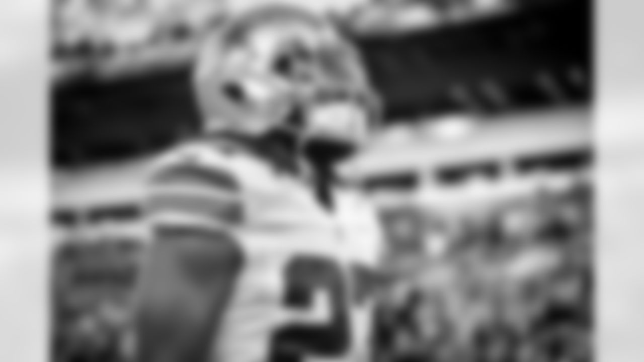 20161114_dal_vs_pit_jj_wilcox_selects_jj2265.jpg
