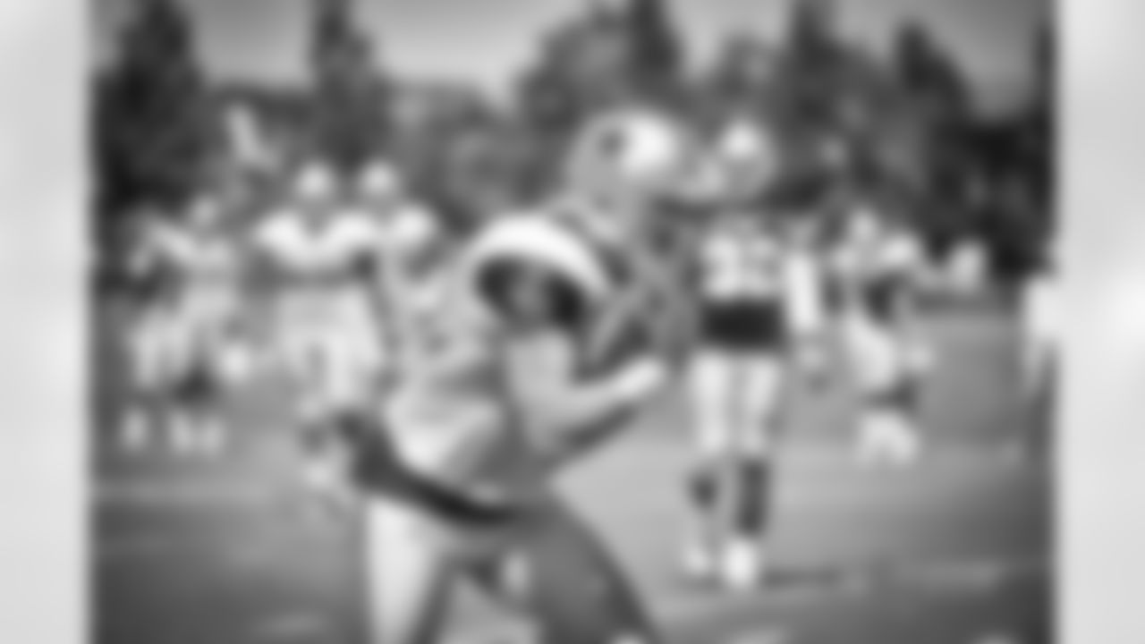 20160928_cowboys_fit_the_star_selects_jj0522.jpg
