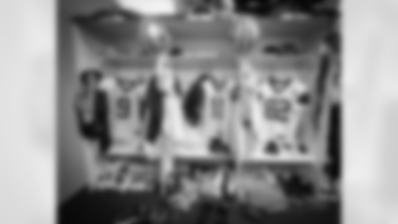 20160730_dal_camp_lockerroom06.jpg
