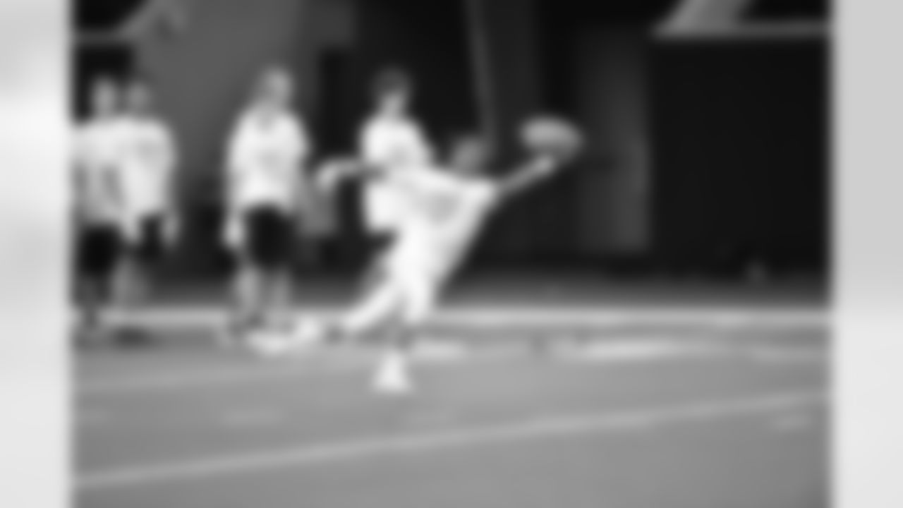 20170422_qb_wr_challenge_jj08491.jpg