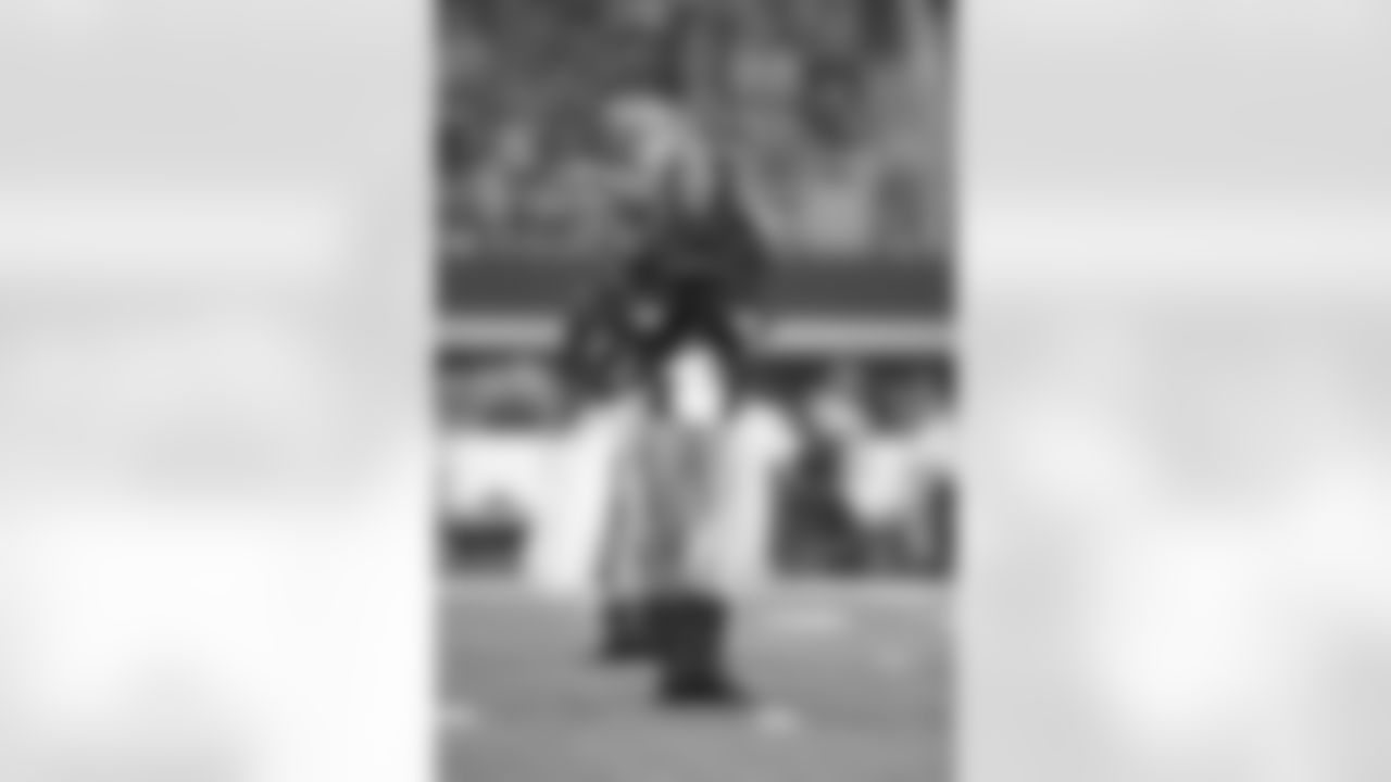 20141027_dal_cheers_halloween020.jpg